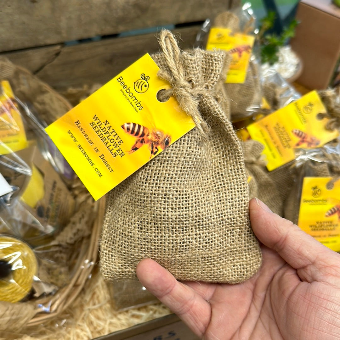 ‘Enamel Mug & Beebombs’ Set