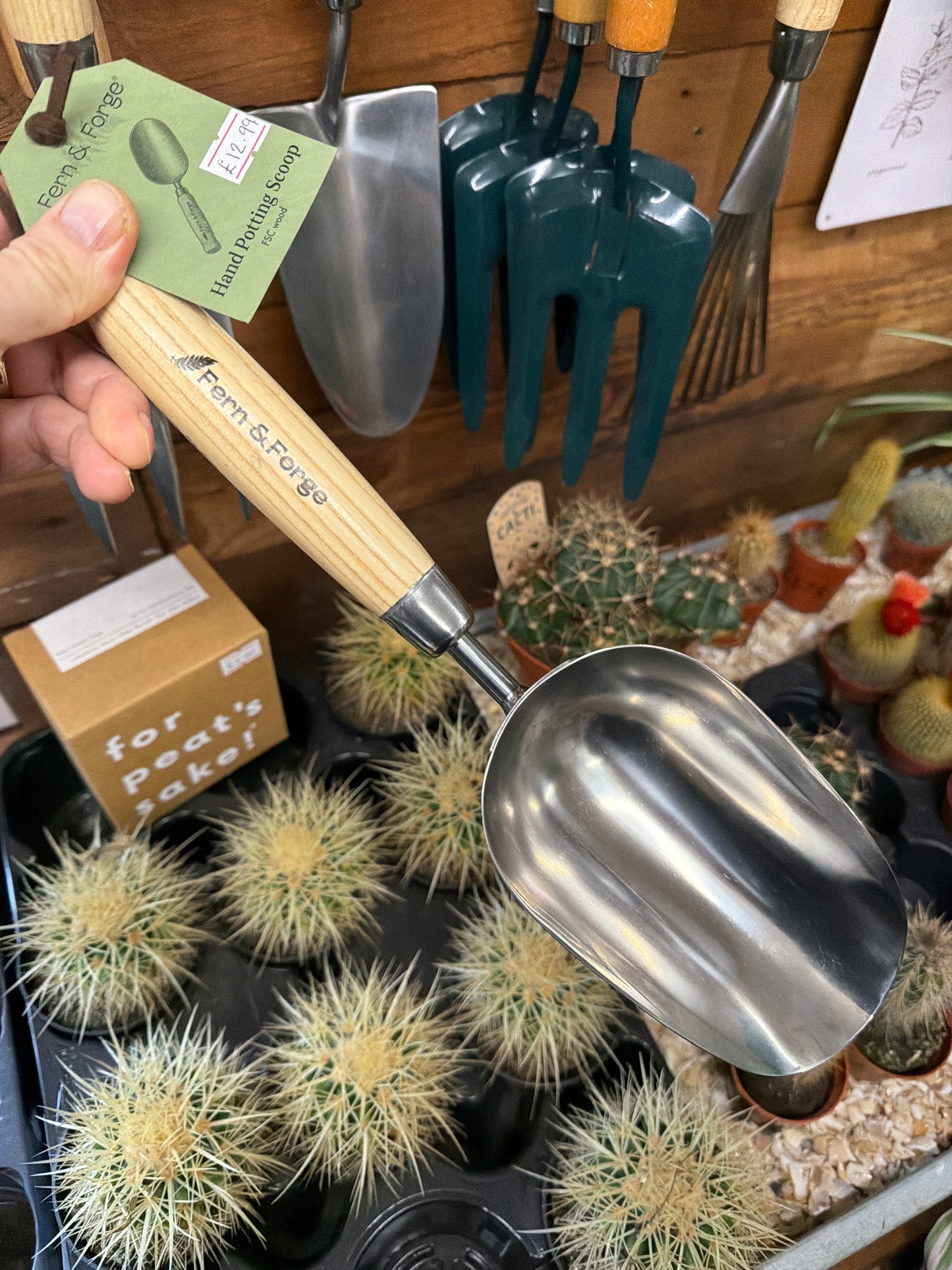 Hand Potting Scoop