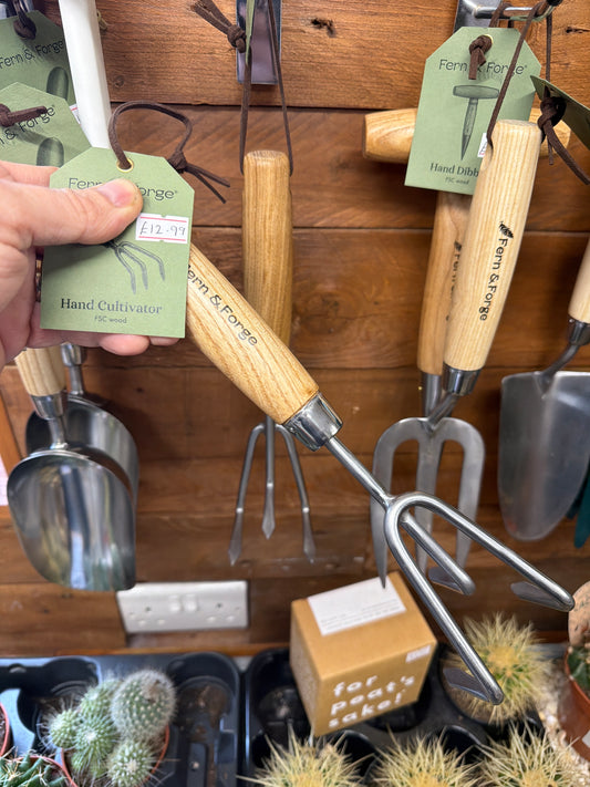 Hand Cultivator